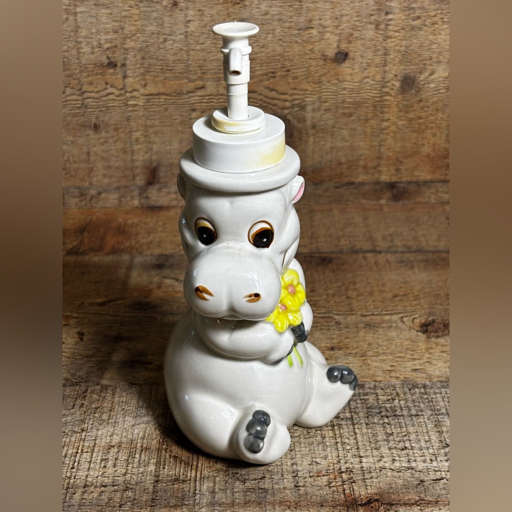 Vintage 80’s Andre Richard Bathroom Bath Soap Pump House Hippo Fantasy Friends